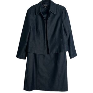 Kasper blue dress suit size 14w office, career